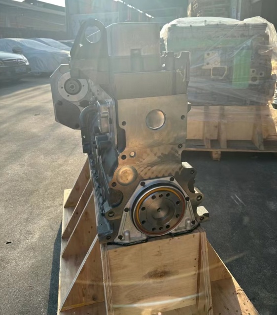 Diesel Cylinder Block 3944911 Cylinder Block 5293536 for Cummins 6CT8.3 6D114  6BT5.9 Long Block