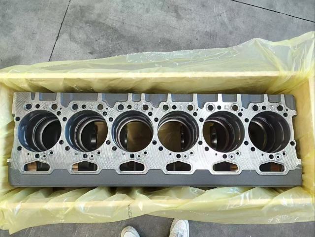 Excavator Cylinder Block  2364500 2364375 2929222 222533 for Scania DC13 diesel Engine Cylinder Block Truck