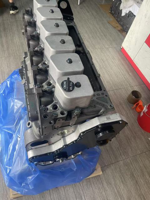 Excavator 6Bt Base Engine Optional Long Cylinder Block 6B5.9 6BT5.9 6BTA5.9 Cylinder Block 6BTAA5.9 Engine Block