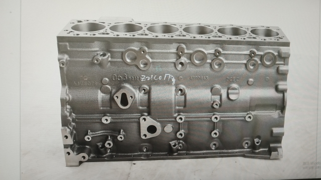 Excavator Diesel Engine Parts 6BT5.9 Engine Cylinder Block 6BTAA5.9 Cylinder Block for Cummins 6BTA5.9 Block