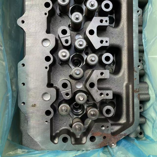 C13 Complete Cylinder Head 223-9250 223-7263 245-4324 305-0617 Cylinder Head C13 for CAT C13 Engine