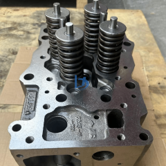 PC1250-8 Excavator 4096556 4096555 6240-11-1102 6245-11-1100 Cylinder Head Assembly SAA6D170E-5 Engine Cylinder Body Total