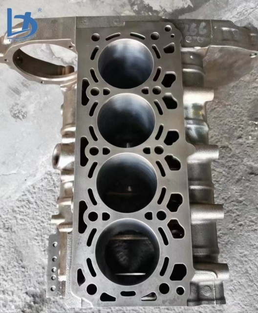 Engine Block Diesel Generator Engine V2607 V2607T Cylinder Block for Generator  Motor Machinery Parts