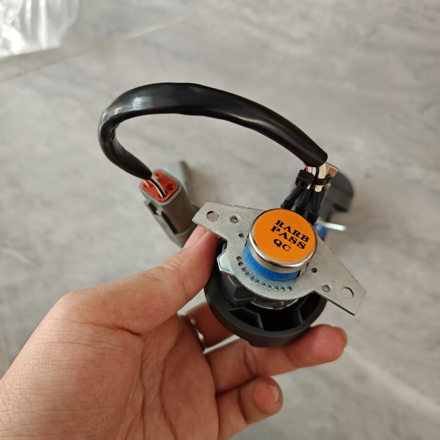 Excavator Spare Parts J170-96B-010000  J17096B010000 Throttle Motor Knob for Shantui SE215 SE240 SE350 Throttle Knob