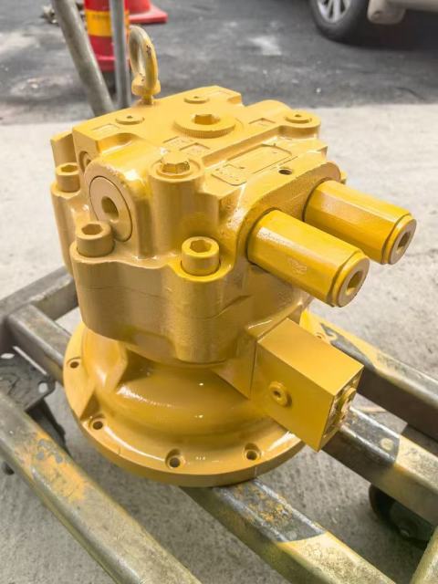 R210LC-7 R215-7 R220-5 R220LC-7 R225-7 R225-9 M2X150 Excavator Parts Swing Motor 31N6-10210 31N4-10130 Rotary Motor R225-9