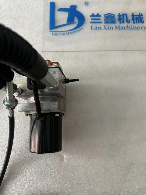 Machinery Parts Single Line 312V2  Excavator Throttle Motor 106-0092X 7Y-3914 105-0092  for CAT E312B E320B