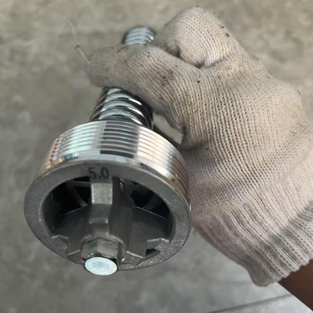 Excavator Spare Parts LV2100003F1 Check Valve LV2100003F1 Return Oil Check Valve 5.0 for SK460 XCMG 490