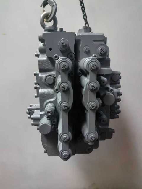 ZAX330-6 ZX330-6 Excavator 4433970 4629348 4625137 4437242 Hydraulic Control Valve Distribution Valve for Hitachi