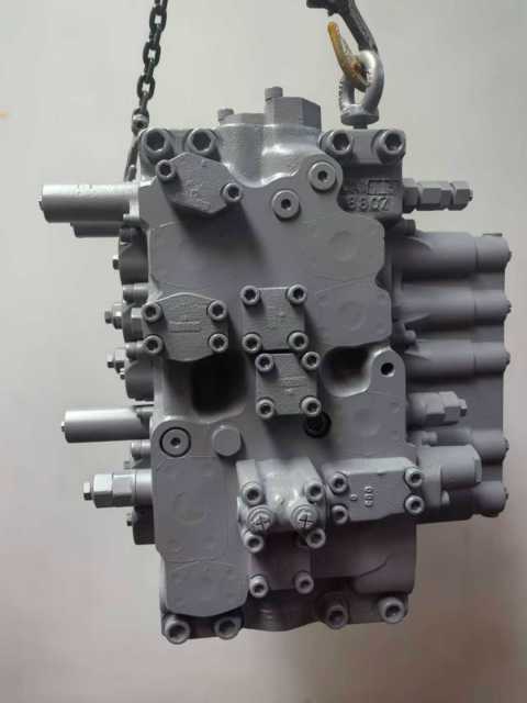 ZAX330-6 ZX330-6 Excavator 4433970 4629348 4625137 4437242 Hydraulic Control Valve Distribution Valve for Hitachi