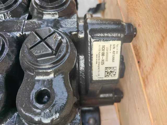 SCX180 Hydraulic Distribution Control Assy Excavator Main Distributor Multi-way Valve for Sany SY75 Excavator Distributor Valve