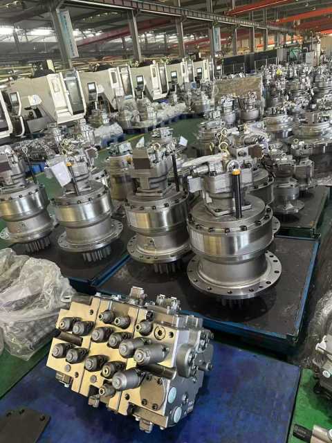 Original  KPM Control Valve KMX15RB KMX15AB Distribution Valve for Hyundai Doosan Sany XCMG Excavator Spare Part