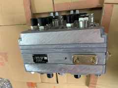 Excavator Signal Shuttle Valve 4718274 4718276 4486321 Hydraulic Valve 4718274 Shuttle Valve 4718274