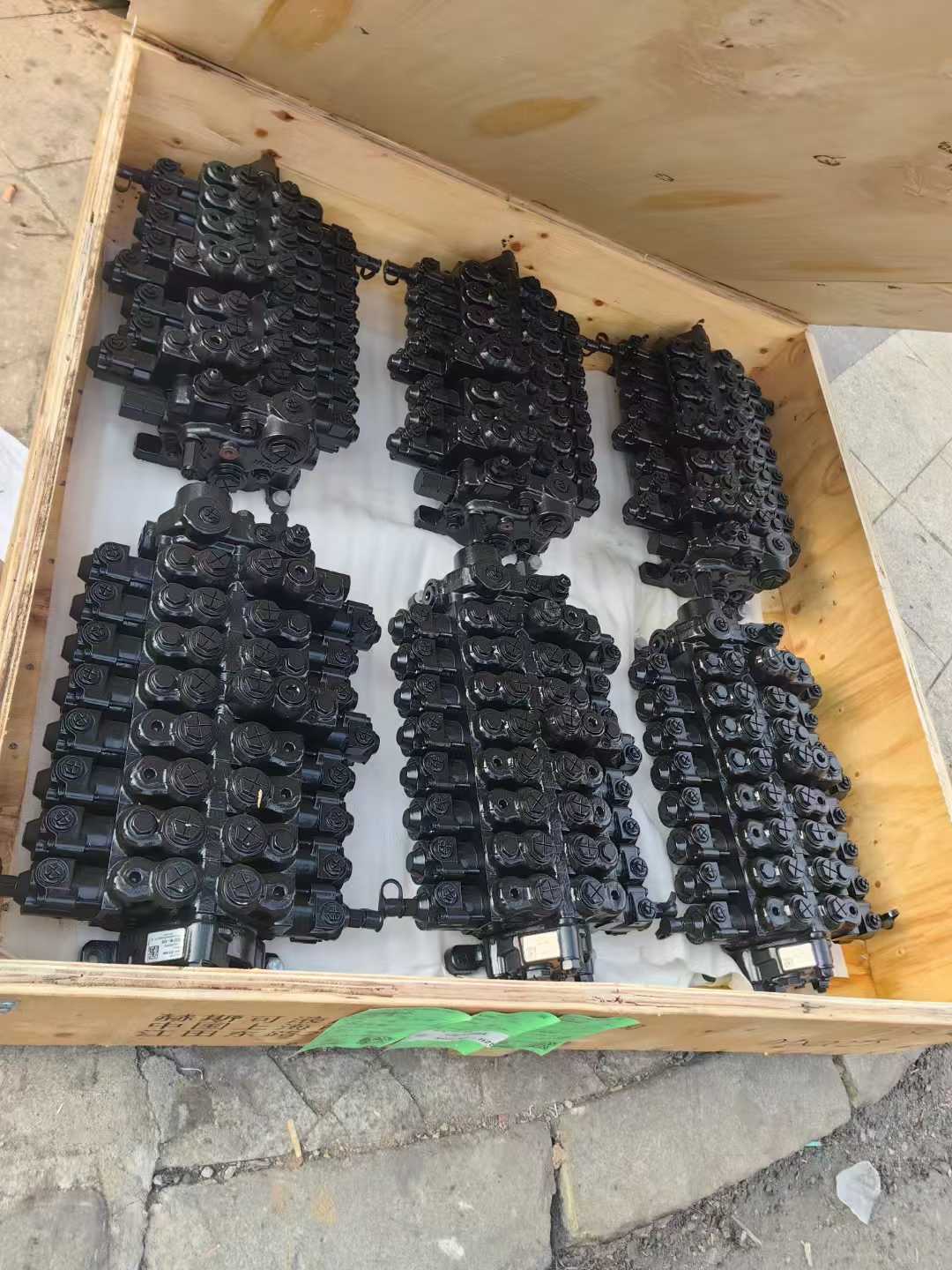 SCX180 Hydraulic Distribution Control Assy Excavator Main Distributor Multi-way Valve for Sany SY75 Excavator Distributor Valve