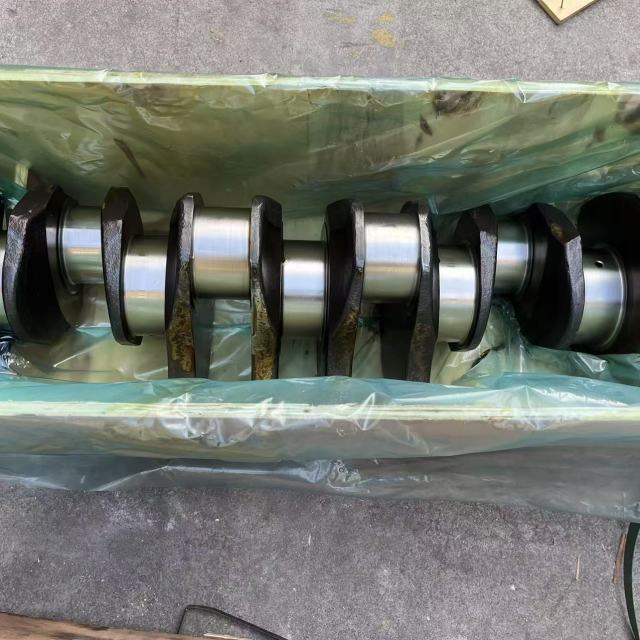 Excavator Engine Parts Forged Crankshaft C7.1 C9 C13 C15 C18 C32 3304 3306 3406 3512 3516 Crankshaft for Caterpillar C13