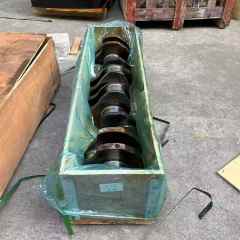 Excavator Engine Parts Forged Crankshaft C7.1 C9 C13 C15 C18 C32 3304 3306 3406 3512 3516 Crankshaft for Caterpillar C13