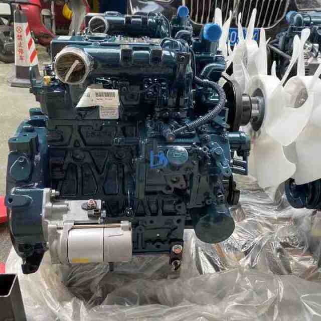 Kubota D1703 Engine D1703-M-DI-EF03 Engine Assembly 18.2KW 2200RPM for Excavators