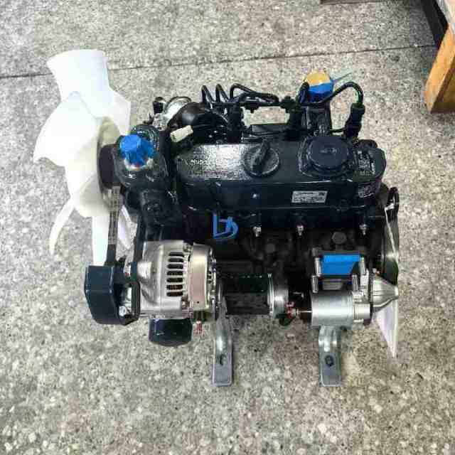 Construction Machinery Excavator Parts 3600 RPM 18.2kw D902-EF01 Engine D902 Engine Assembly