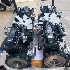 Kubota D1703 Engine D1703-M-DI-EF03 Engine Assembly 18.2KW 2200RPM for Excavators