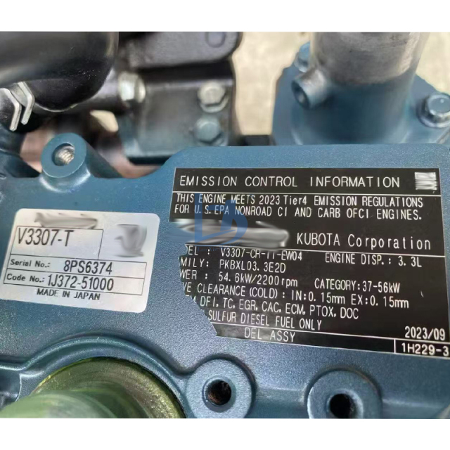 D722 D902 D1005 V1505T V2203-T V2403 V2607 V3307 V3800 Brand New Original Diesel Engine for Kubota V3307-T Excavator Accessories