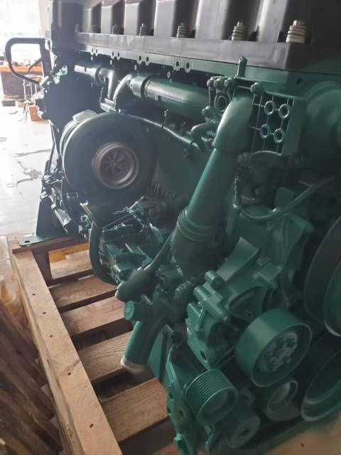 Original Excavator EC140 EC240 EC210 EC360 EC480 EC700 Diesel Engine Assembly D6E D7E D13F Engine Assembly for EC480D Engine