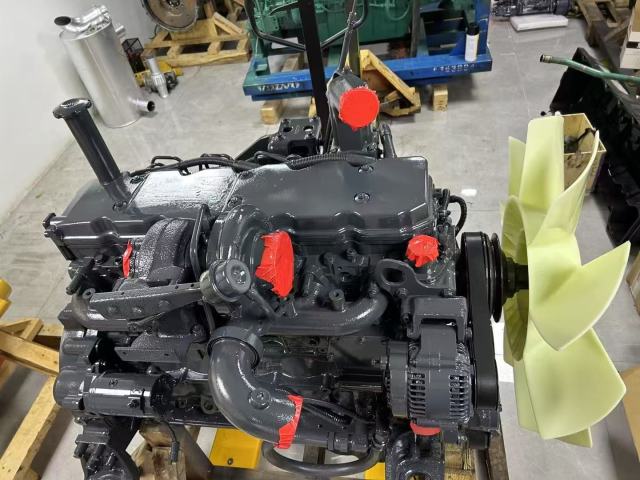 PC200-8 Engine 6D107 Complete Engine 6D107 Motor SAA6D107E-1 for Komatsu PC200-8 Construction Machinery Parts