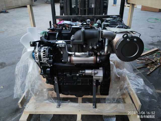 Excavator Accessories Engine 4TNV98C 3TNM72 3TNV74 3TNV76 3TNV80 3TNV82 3TNV88 4TNV88 4TNV98 Engine for Yanmar 4TNV98 Engine
