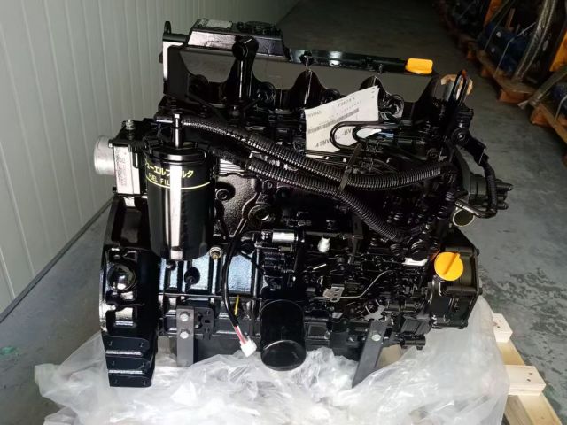 4TNE84 4TNE88 4TNV88 4TNE94 4TNV94L 4TNE98 4TNV98 4TNV94L-BVLG Complete Diesel Engine for Yanmar Engine 4TNV94 Excavator