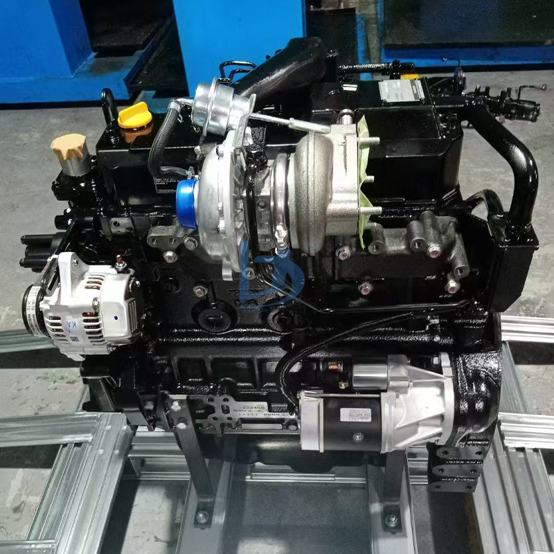 New Original Excavator Japanese 4TNV98 Engine Assembly 4TNV98 Diesel Engine 4TNV98T Direct Injection Engine for Yanmar  Motor
