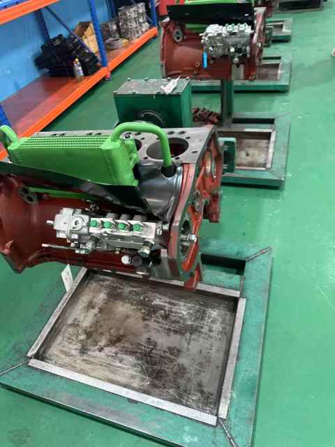 F3L912 Machinery Diesel Engines Excavator Engine F3L912 F3L913 F3L914 for Deutz 912 Engine Assembly