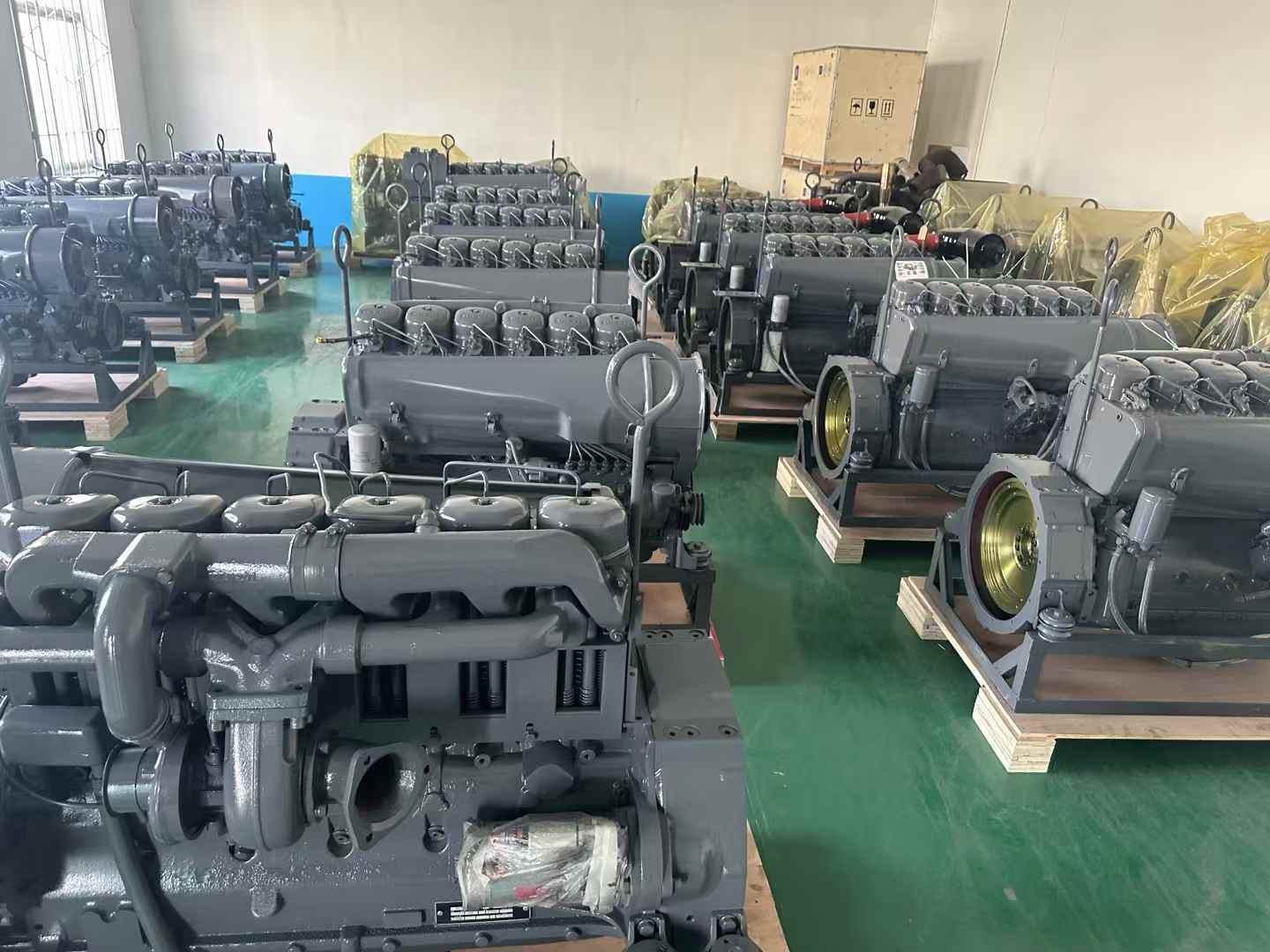 Excavator Deutz Engine BF6M1013C BF8M1015 BF6L912 BF6L913 BF6L914 BF4M2011 TCD2012 FL513 FL413 Engine