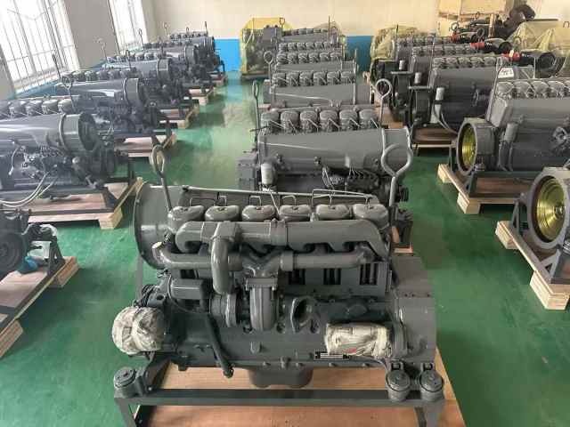 Excavator Deutz Engine BF6M1013C BF8M1015 BF6L912 BF6L913 BF6L914 BF4M2011 TCD2012 FL513 FL413 Engine
