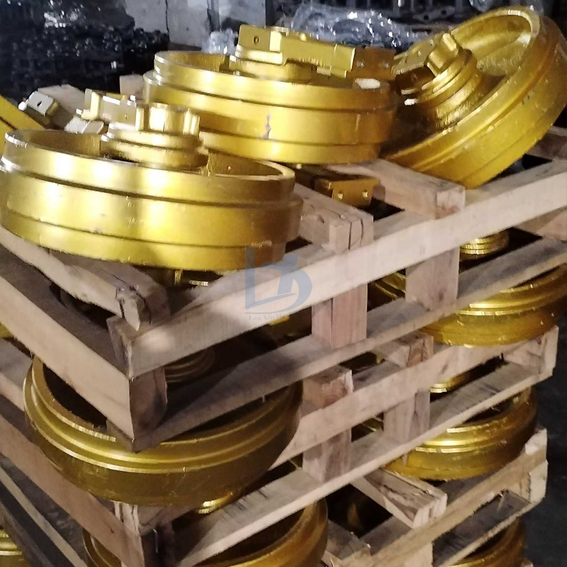 High Quality Undercarriage Parts PC2000 Track Link  Track Chain for Komatsu PC2000 Excavator Spare Parts  Track Chain Assembly