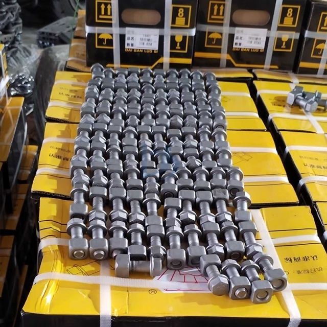 High Quality Undercarriage Parts PC2000 Track Link  Track Chain for Komatsu PC2000 Excavator Spare Parts  Track Chain Assembly