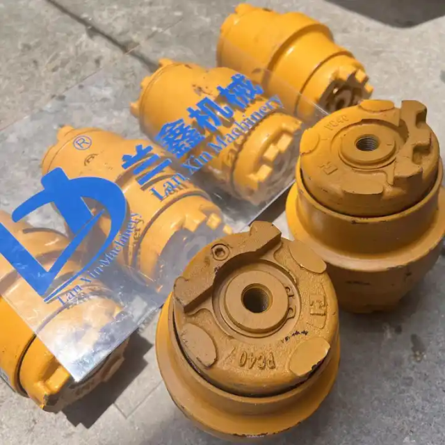 Excavator Accessories Bottom Track Roller Mini Chassis Roller Bottom Roller PC55 PC60-8 PC70 for Komatsu