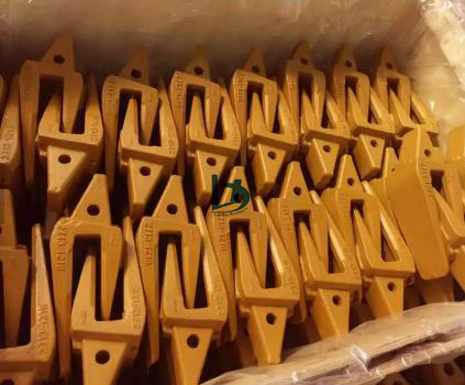 Excavator Bucket Teeth Tooth Adapter Pc60 Pc200 Sk200 Cat330 53103205 for Cat Komatsu Kobelco