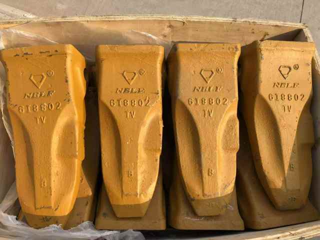 Excavator Bucket Tooth Bucket Teeth V13 V17 V17Vy V17Syl V18Ty V51Syl V29 V39 V61 V69 18S 22S 25S 30S 35S 50S 25T