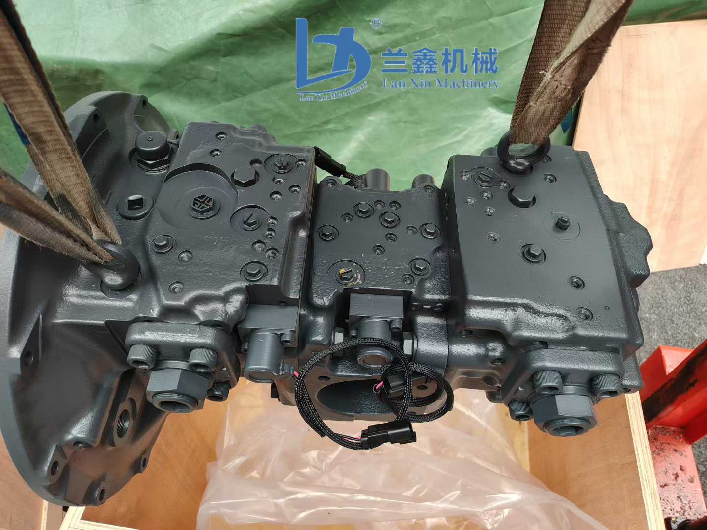 Excavator Parts Main Pump PC290 Hydraulic Pump 708-2L-31411 708-2L-31430 7082L31411 Hydraulic Piston Pump for Komatsu PC290NLC-8