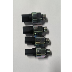 LANXIN High Performance YN52S00102P1 Oil Pressure Sensor for Kobelco SK200-8 Excavator Parts