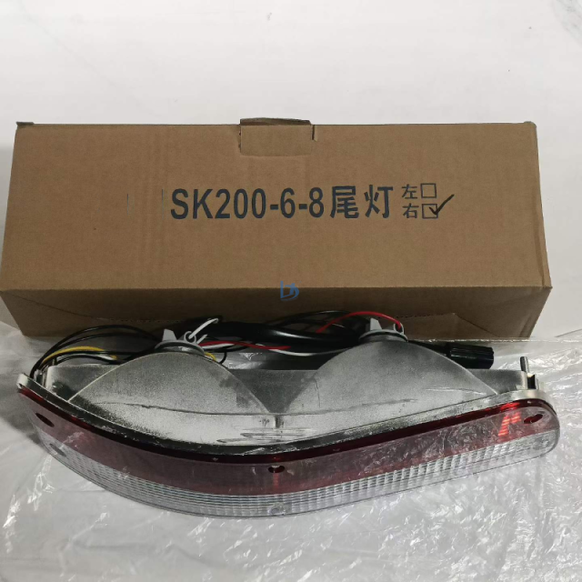 Lanxin High Quality Tail Lamp Replacement for Kobelco SK200-6 SK200-8 Excavator Construction Machinery Parts