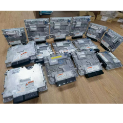 Excavator Engine Controller ECU ECM 898296202-5 24V Engine Control Module Compatible with 4JG3 4JJ1 4HK1 6HK1 6WG1 Engine Parts