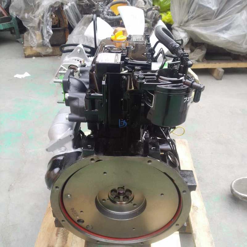 Replacement Parts 15.1KW 2400 3TNV76 3-Cylinder Diesel Engine Assembly Used in Mini Excavator Parts for Yanmar