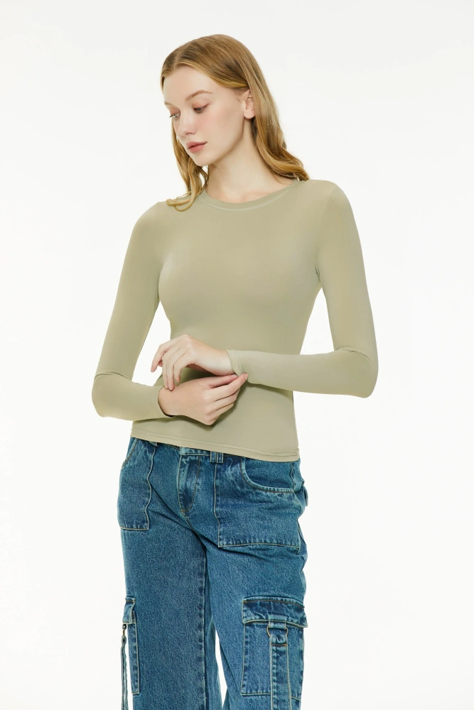 Women‘s Stretch Long Sleeve Base Layer