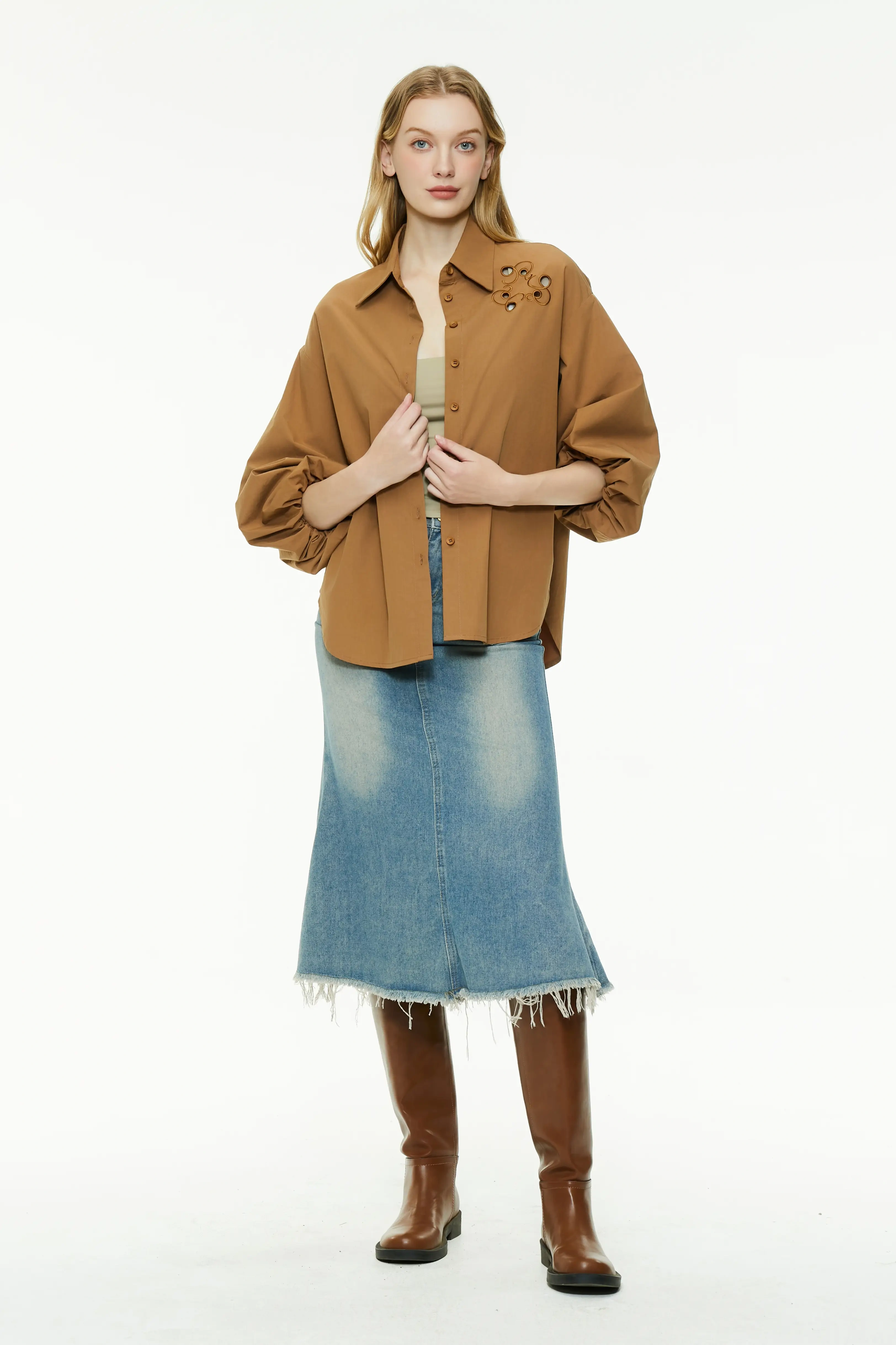 Women's puff sleeve shirt