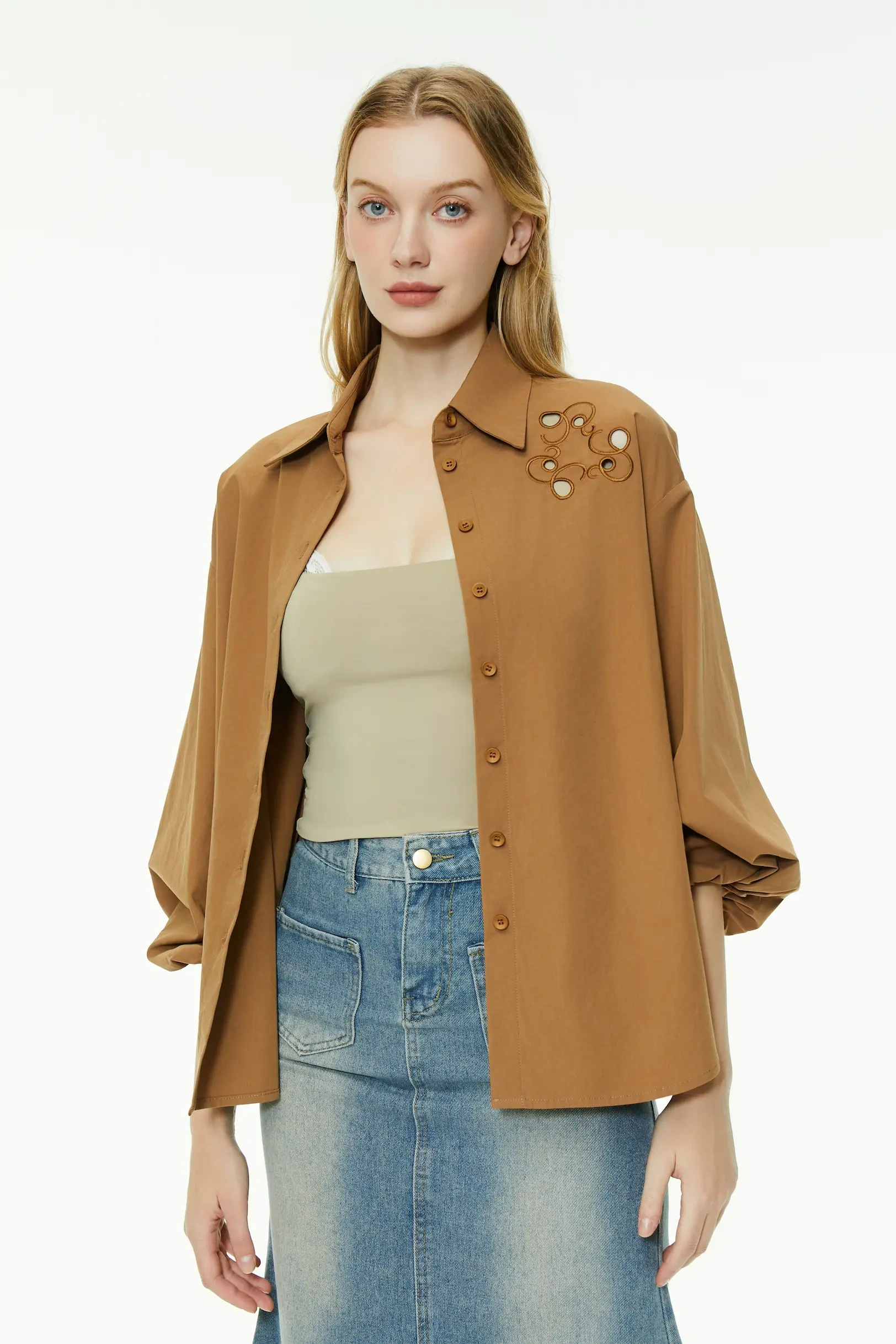 Women's puff sleeve shirt