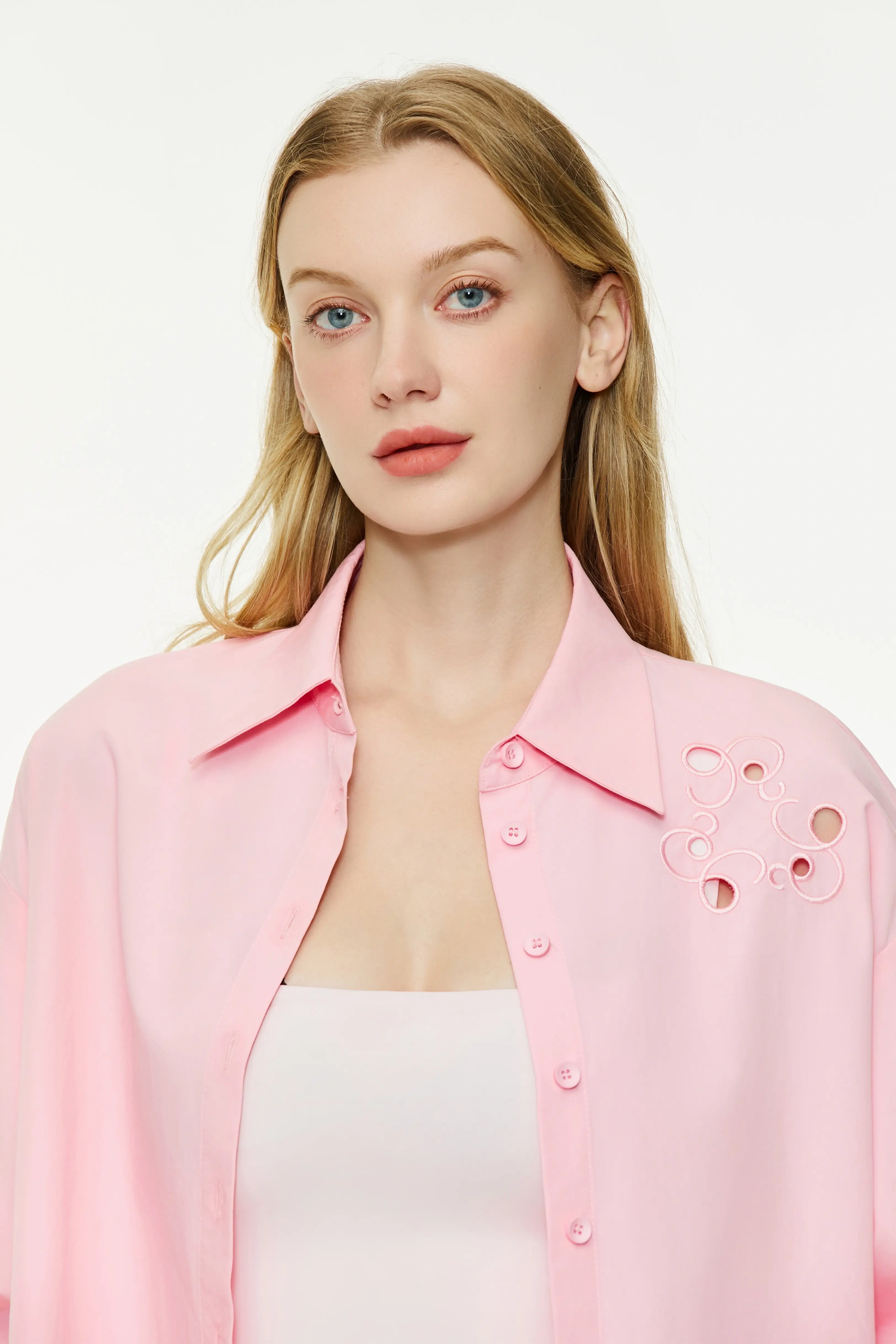 Women's puff sleeve shirt