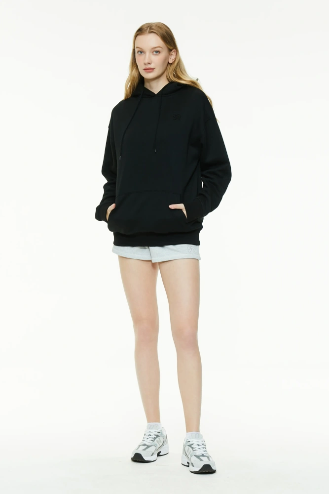 Basic hooded sweatshirt