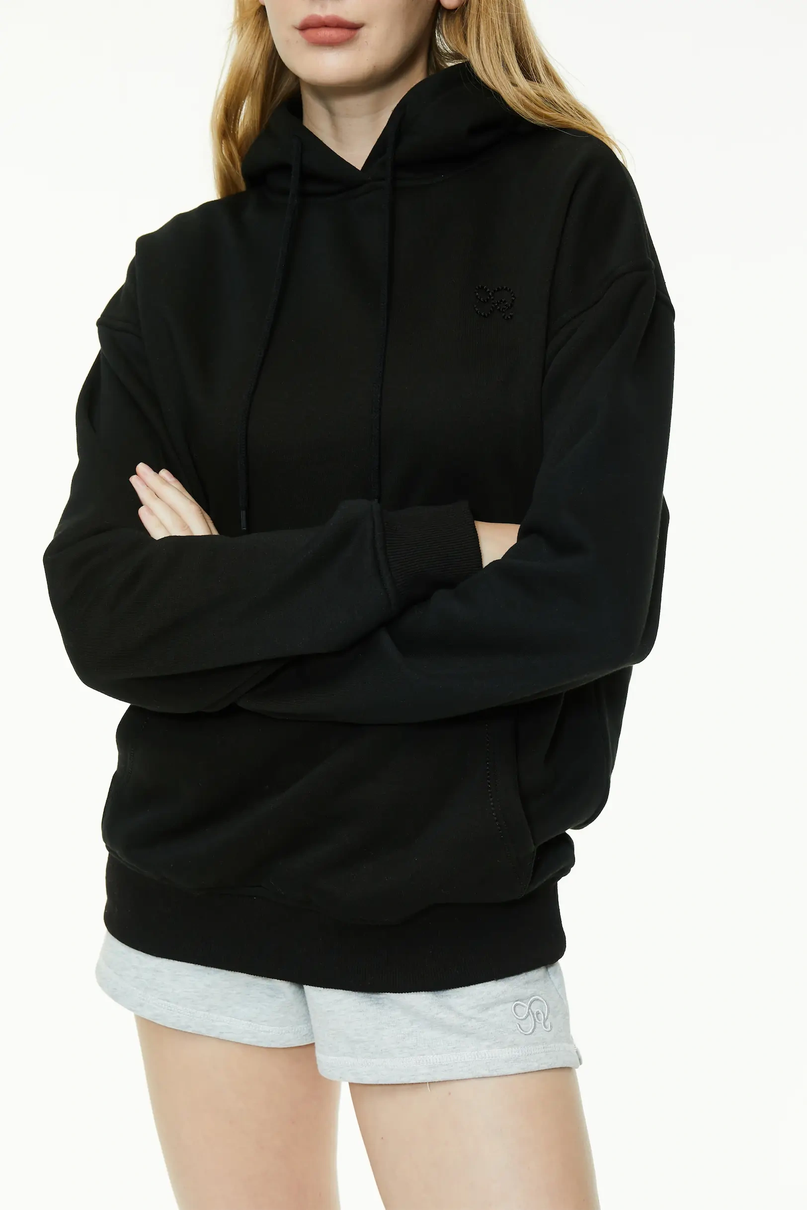 Basic hooded sweatshirt