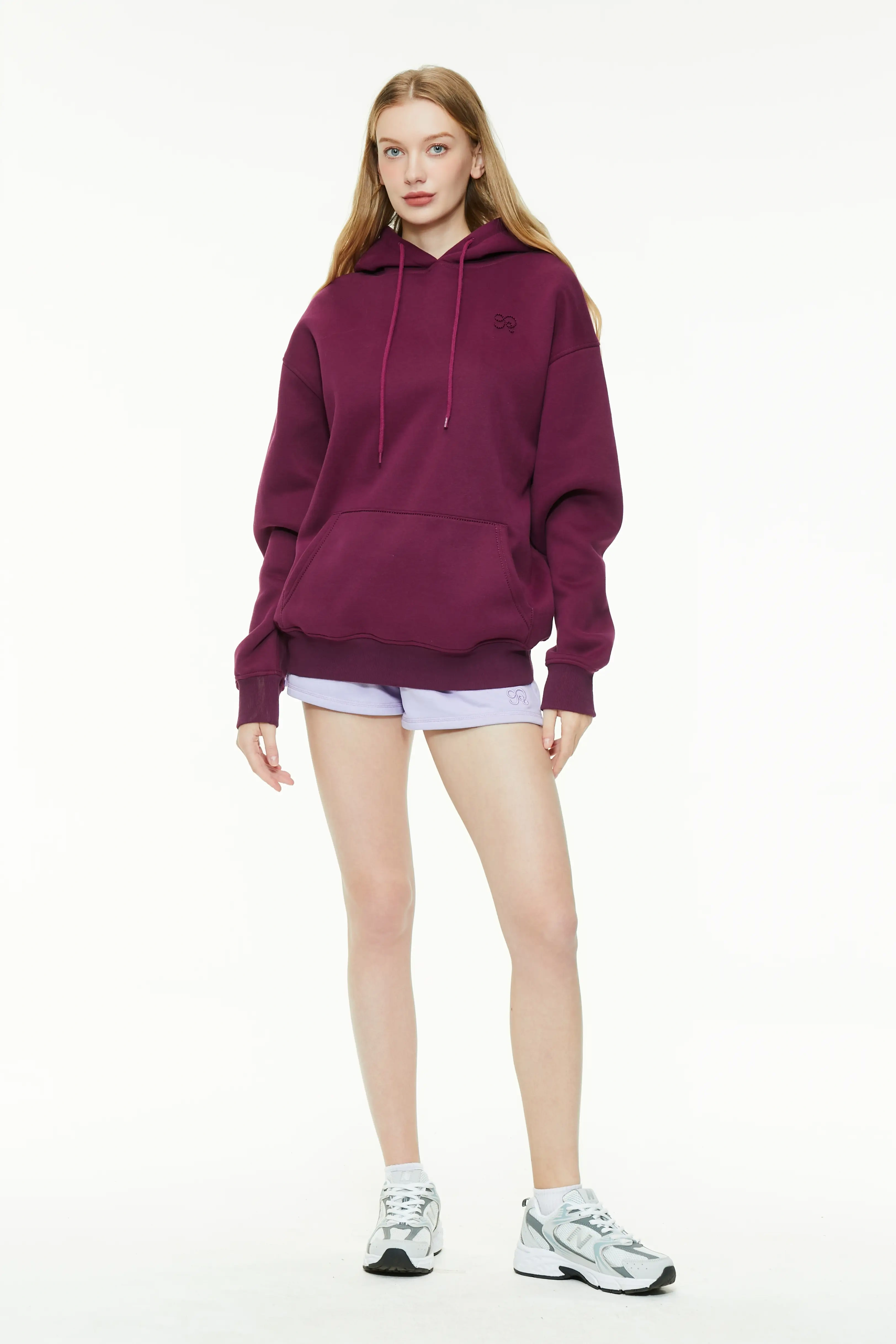 Basic hooded sweatshirt