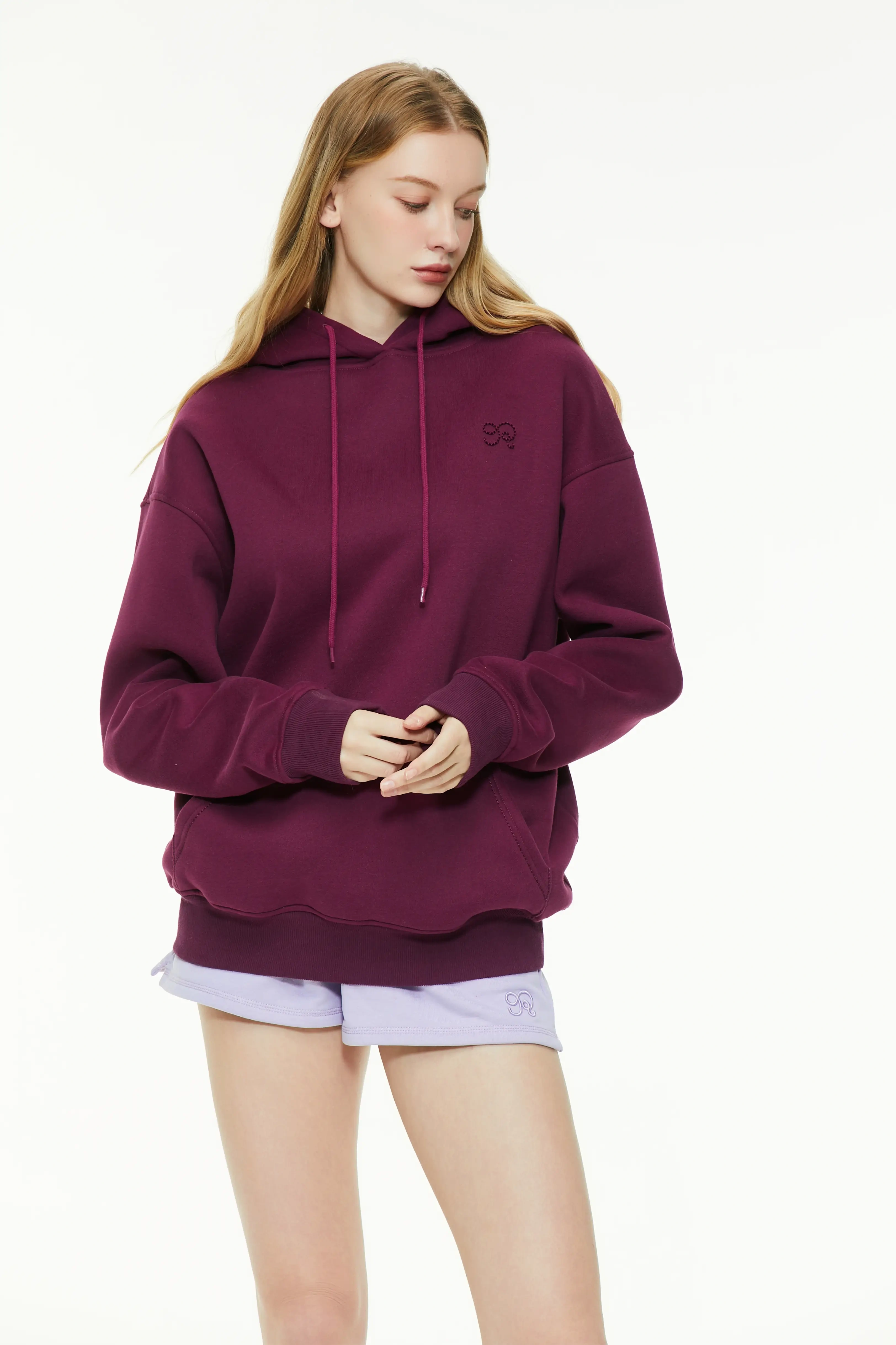 Basic hooded sweatshirt