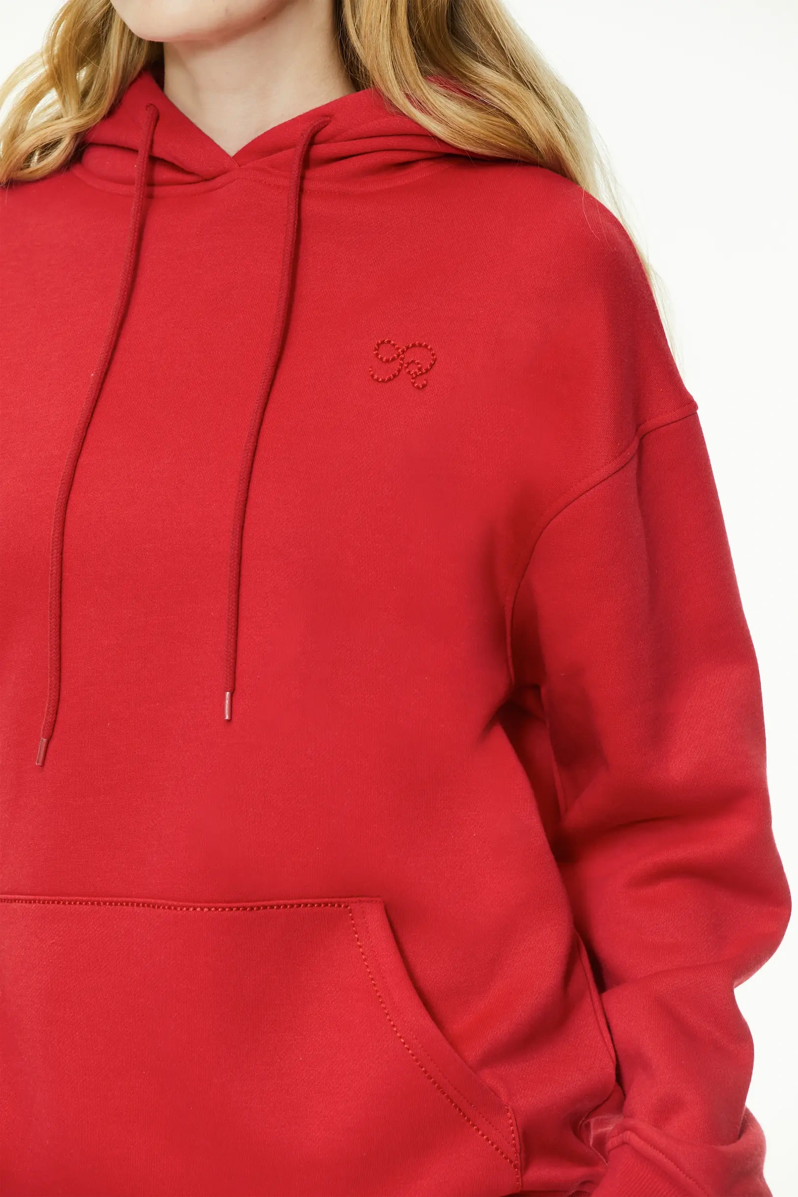 Basic hooded sweatshirt